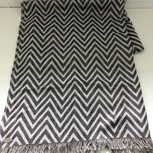 Armani exchange women’s chevron print  scarf